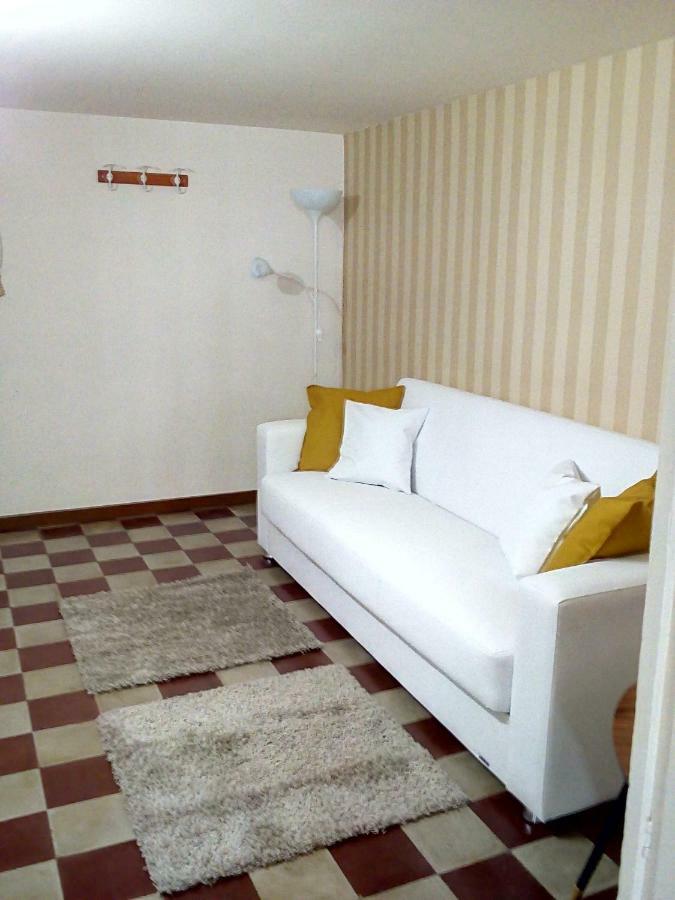 Casa Manzoni Apartment คาตาเนีย ภายนอก รูปภาพ