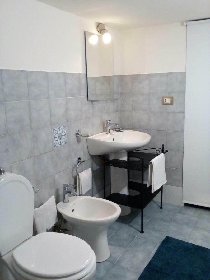 Casa Manzoni Apartment คาตาเนีย ภายนอก รูปภาพ